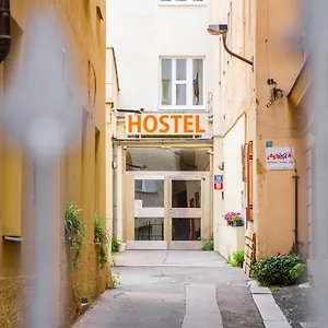  Hostel Mandarinka